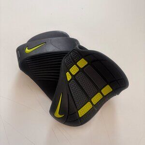 Nike Alpha Training Grip Black/Dark Charcoal/Atomic Green - MD